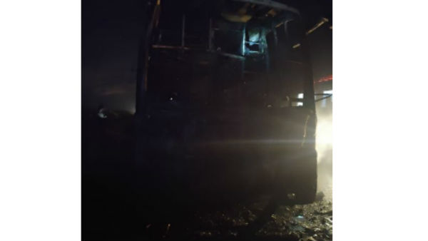 Karnataka: 5 charred to death after private bus catches fire in Chitradurga district Karnataka: 5 charred to death after private bus catches fire in Chitradurga district