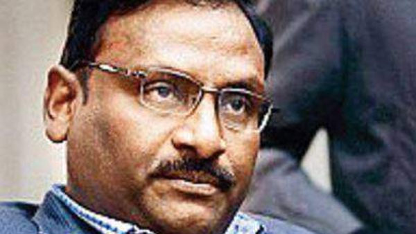 మావోయిస్టులతో సంబంధాలు ఉన్నాయనే కారణంతో..