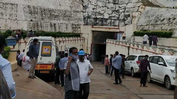 సీబీఐ విచారణ.. కోటి రూపాయల పరిహారం..