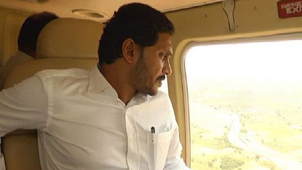 పంట నష్టం అంచనా వెయ్యండి .. ప్రజలకు బాసటగా ఉండండి :సమీక్షలో సీఎం జగన్