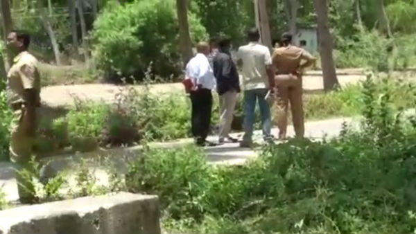 ఆస్తి, రూ. 5 లక్షలు ఇన్సూరెన్స్ కోసం !