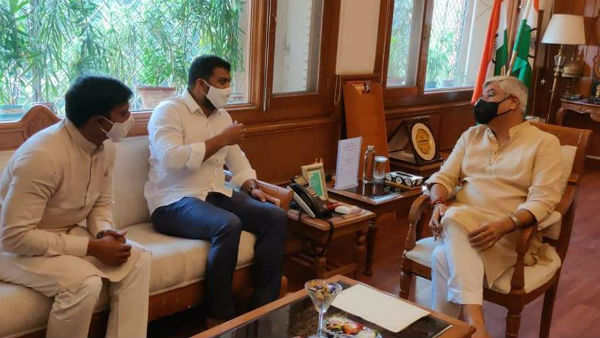 AP Water resources minister Anil Kumar Yadav meets Jal Shakti Minister Gajendra Singh Shekhawat AP Water resources minister Anil Kumar Yadav meets Jal Shakti Minister Gajendra Singh Shekhawat