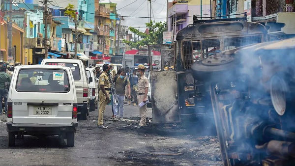 Bengaluru violence: NIA arrests ‘key conspirator,’ conducts searches at 30 locations in city Bengaluru violence: NIA arrests ‘key conspirator,’ conducts searches at 30 locations in city