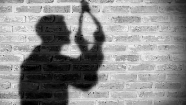 lover live suicide in Guntur ... viral on social media lover live suicide in Guntur ... viral on social media