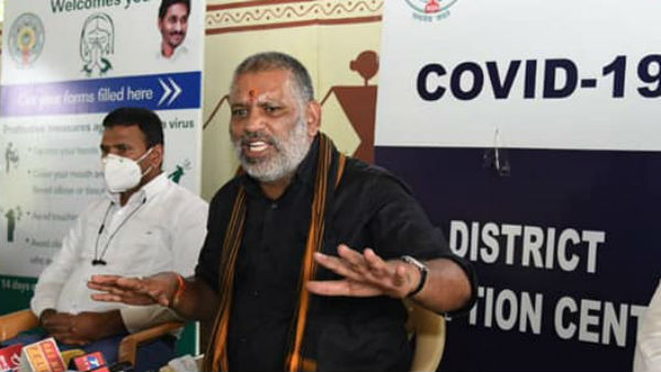 దేవుళ్ళను అడ్డు పెట్టుకుని రాజకీయాలా ?
