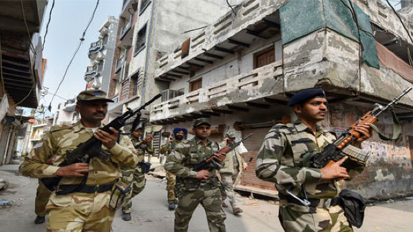 52 కిలోల పేలుడు పదార్థాలు..