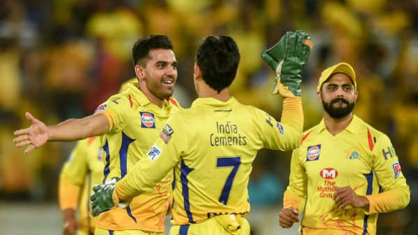 చెన్నై సూపర్ కింగ్స్ వర్సెస్ రాయల్ ఛాలెంజర్స్ బెంగళూరు