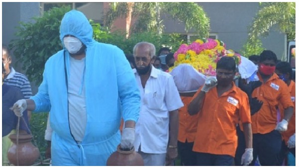 actor-jayaprakash-reddy-last-rites-held-in-guntur-pm-modi-condolence actor-jayaprakash-reddy-last-rites-held-in-guntur-pm-modi-condolence