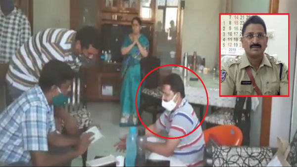 ఏకకాలంలో 25 చోట్ల...