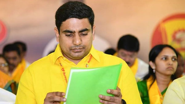 డిక్లరేషన్ పై బహిరంగ చర్చకు సిద్ధం అన్న లక్ష్మీ పార్వతి