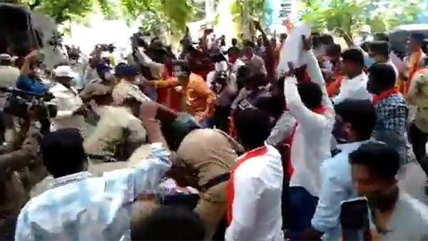 భారీ భద్రత..
