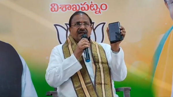 డబుల్ ఫొటోలుగా..