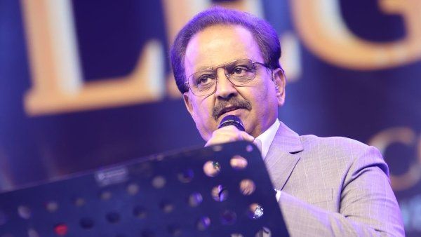 సంగీత సామ్రాజ్యానికి రారాజులా..