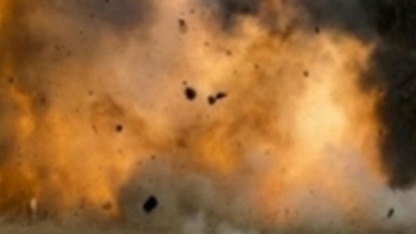 2 killed, 2 injured in crude bomb explosion at a house in West Bengal 2 killed, 2 injured in crude bomb explosion at a house in West Bengal