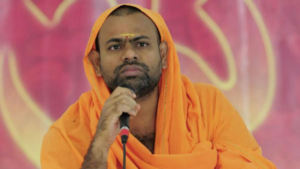 డిక్లరేషన్ తప్పని సరి అని పేర్కొన్న పరిపూర్ణానంద
