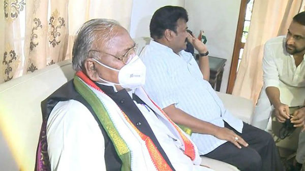 భట్టీ ఇంటివద్ద కాంగ్రెస్ , టీఆర్ఎస్ నేతలు