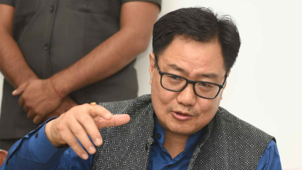 హాట్ లైన్ ద్వారా సమాచారం..