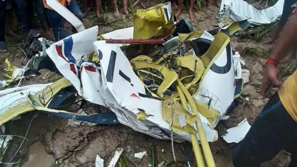 Training aircraft Crashes In Uttar Pradesh’s Azamgarh, Pilot Dies In The Accident Training aircraft Crashes In Uttar Pradesh’s Azamgarh, Pilot Dies In The Accident