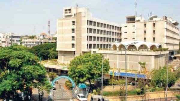 రాజకీయ పార్టీల అభిప్రాయం మేరకే నిర్ణయం