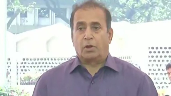 నెలన్నర కాలం సీబీఐ విచారణలో ఏమి తెలిందో చెప్పండి
