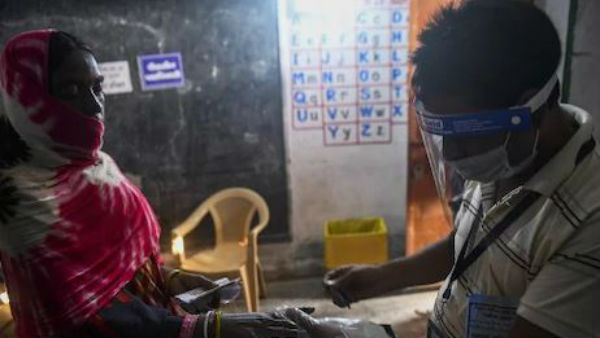 bihar elections: first phase polling ends peacefully:Voters Brave Pandemic, turnout details bihar elections: first phase polling ends peacefully:Voters Brave Pandemic, turnout details