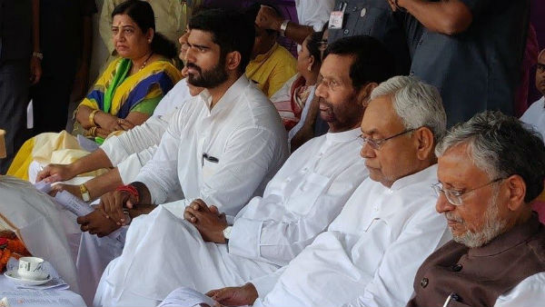 nitish kumar done injustice to father less chirag paswan, says tejashwi yadav nitish kumar done injustice to father less chirag paswan, says tejashwi yadav