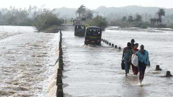 ఉత్తరాంధ్ర తుపానులు...