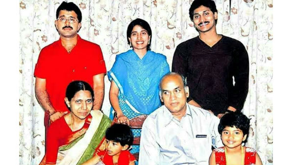 విషాద వదనం..