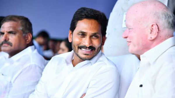 వైసీపీకి తొలిసారి బీసీల అండ...