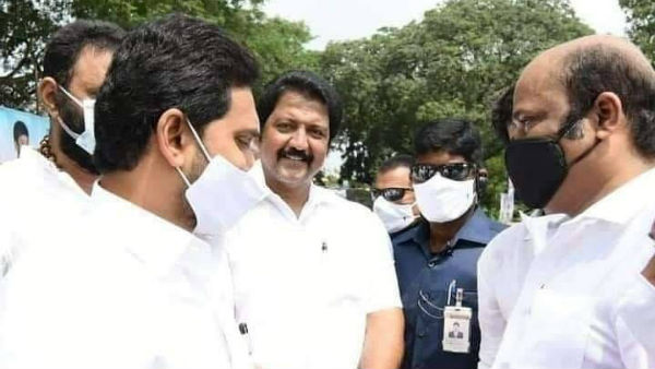 జగన్ మడమ తిప్పుతారా ?