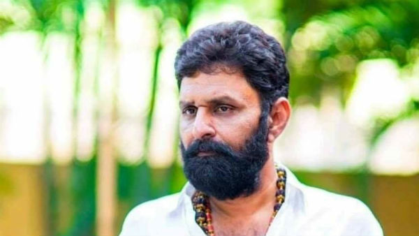 మీ వికృత చేష్టలతో వేదనకు గురవుతున్నారని మండిపాటు
