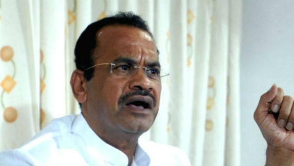 కేంద్రబలగాలను పంపాలని కేంద్ర ఎన్నికల కమీషన్ కు కాంగ్రెస్ ఎంపీ కోమటిరెడ్డి వెంకటరెడ్డి లేఖ