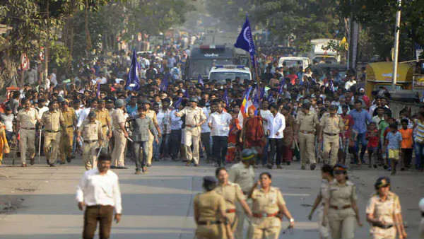 ఎల్గాన్ పరిషత్ సదస్సు.. రెచ్చగొట్టారని..