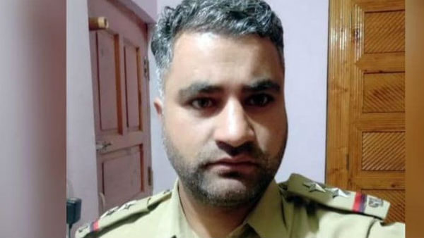 JK Police inspector shot dead by terrorists in Anantnag JK Police inspector shot dead by terrorists in Anantnag