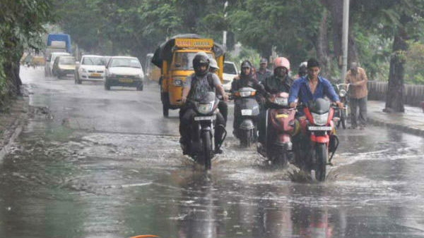 ఫోన్ల సిగ్నల్స్ కట్ .. కొన్ని చోట్ల ఆందోళనలకు దిగుతున్న బాధితులు