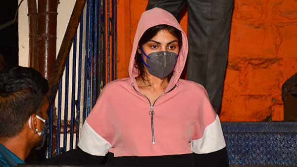 రియాతో పాటు ఆమె సోదరుడికీ రిమాండ్ పొడిగించిన కోర్టు