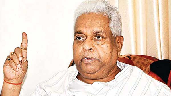 హస్తమే నేస్తం..