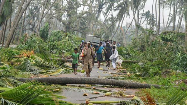 తిత్లీ తుపాను..