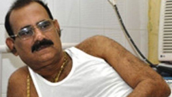 వీడియో తీసిన ఎమ్మెల్యే