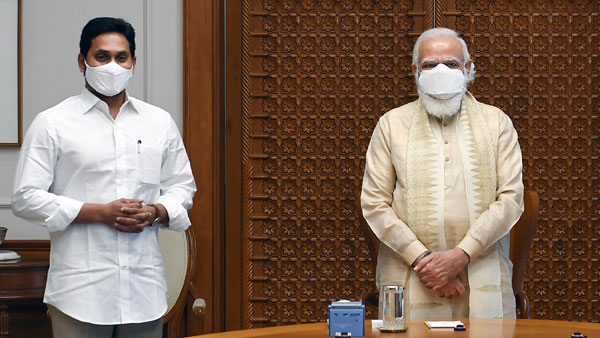 మోదీతో జగన్ భేటీ నాడే..