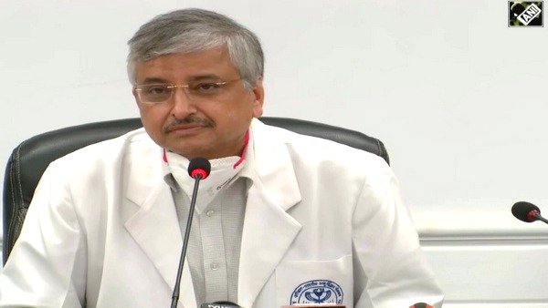 కరోనా వ్యాక్సిన్ కోసం సామాన్యులు 2022 వరకూ ఆగాల్సిందే: ఎయిమ్స్ డైరెక్టర్ కీలక వ్యాఖ్యలు