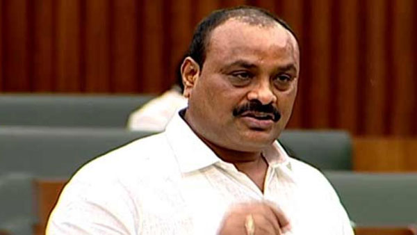 సీఎం జగన్ రెడ్డి తుగ్లక్ పాలన దాచాలని ఇదంతా : అచ్చెన్నాయుడు
