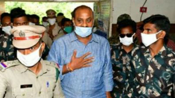 ఎన్నికలలో టిడిపి అభ్యర్థులను బెదిరించే ప్రయత్నం