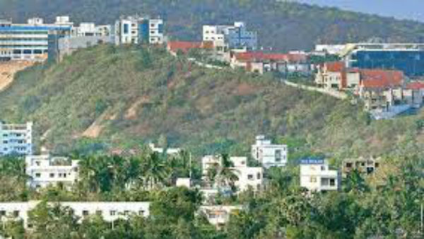 టిడ్కో గృహ సముదాయాల్లో గృహప్రవేశాలకు సిపిఐ పిలుపు.. పోలీసుల అరెస్ట్ లు