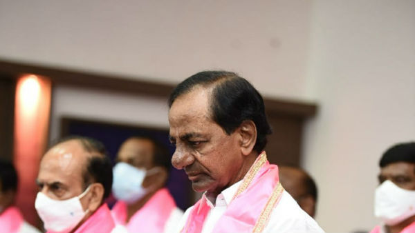 బీజేపీ అసత్య ప్రచారాలని తిప్పికొట్టాలని ఆదేశం ... మ్యానిఫెస్టో విడుదల