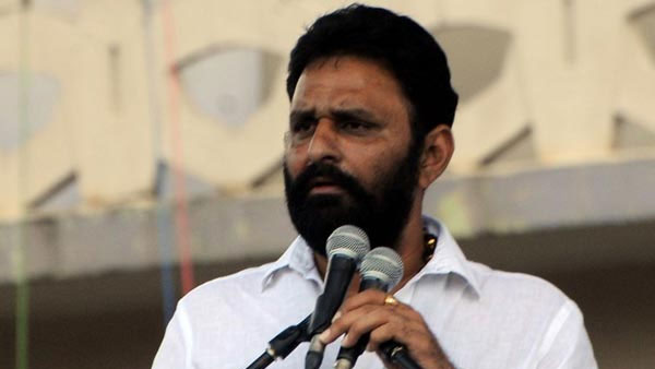 చంద్రబాబు శకునిలా అన్నిటికీ అడ్డు పడుతున్నాడు