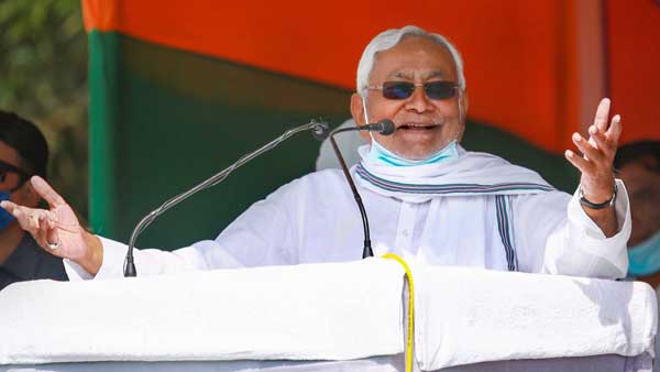 Nitish Kumar will take Oath as Bihar CM on Monday afternoon Nitish Kumar will take Oath as Bihar CM on Monday afternoon