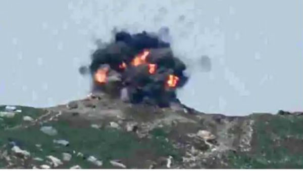 Indian army carrying out pinpoint air strikes on terror launchpads inside PoK: Report Indian army carrying out pinpoint air strikes on terror launchpads inside PoK: Report