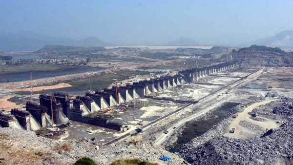నలిగిపోతున్న ఏపీ ... సమావేశంలో ఏం తేలుస్తారో ?