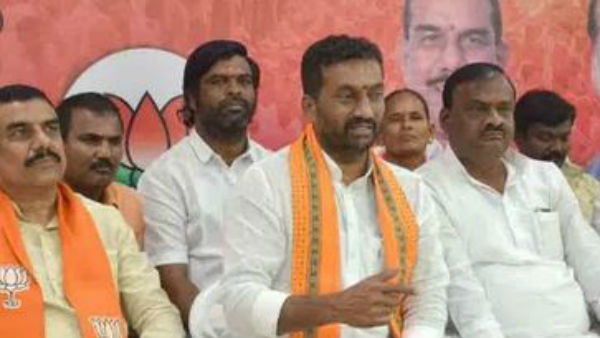 రఘునందన్ మెజార్టీ 1079 ఓట్లు